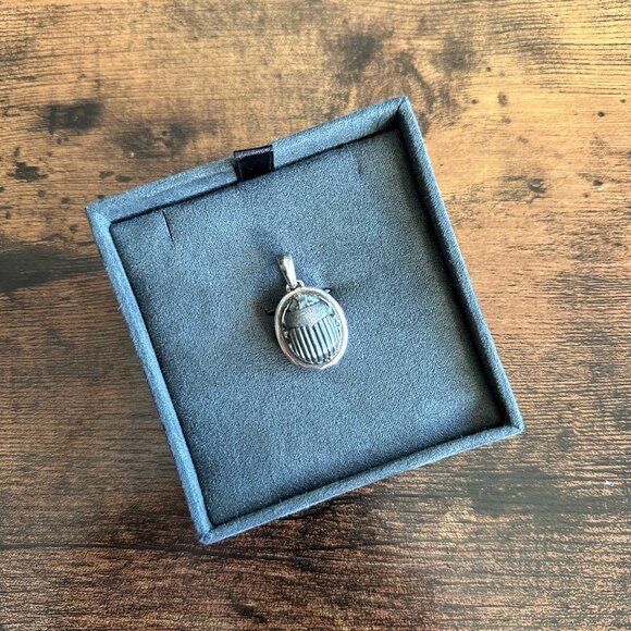 David Yurman Large Scarab Pendant in Sterling Silver - RARE - Picture 1 of 15
